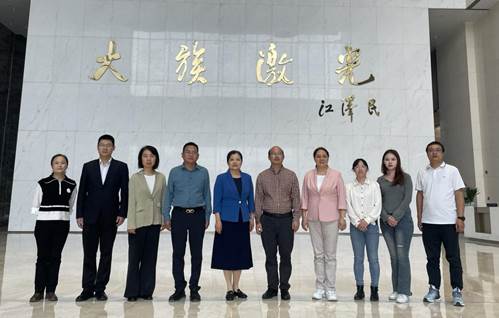 谈球吧体育app下载