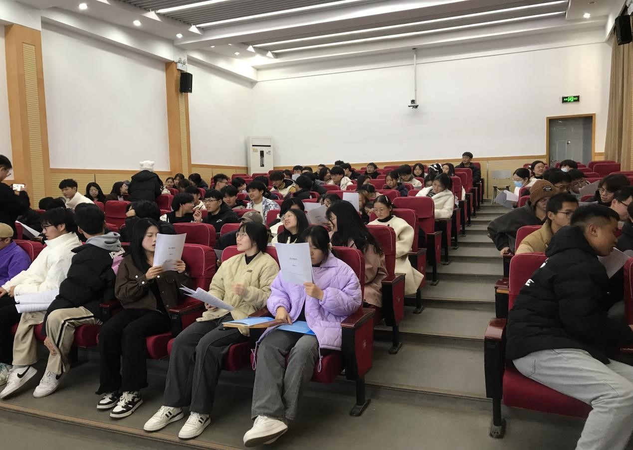 谈球吧体育app下载