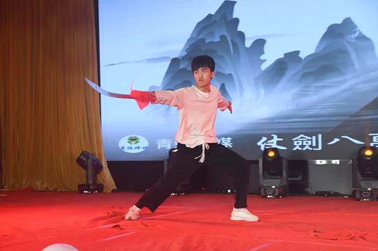 谈球吧体育app下载