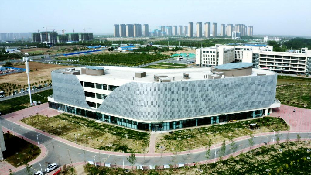 谈球吧体育app下载