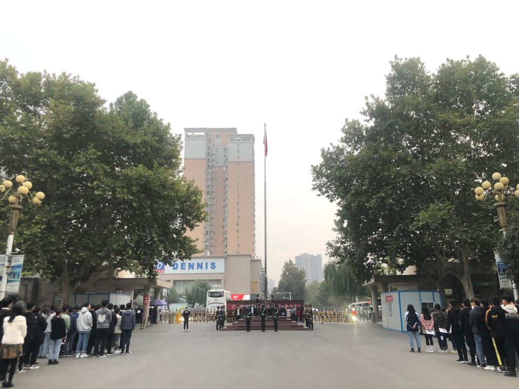 谈球吧体育app下载