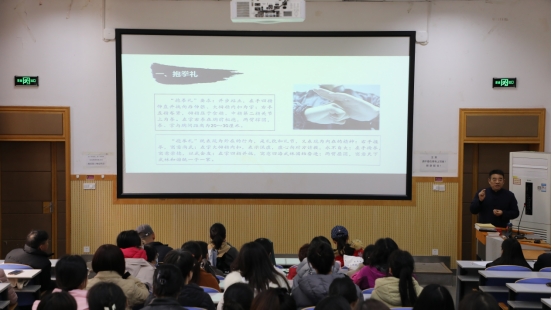 谈球吧体育app下载
