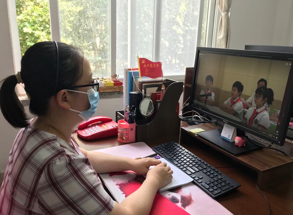 谈球吧体育app下载