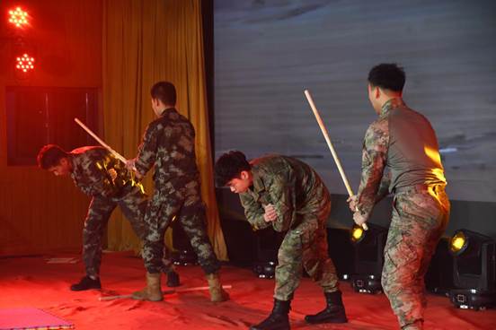 谈球吧体育app下载