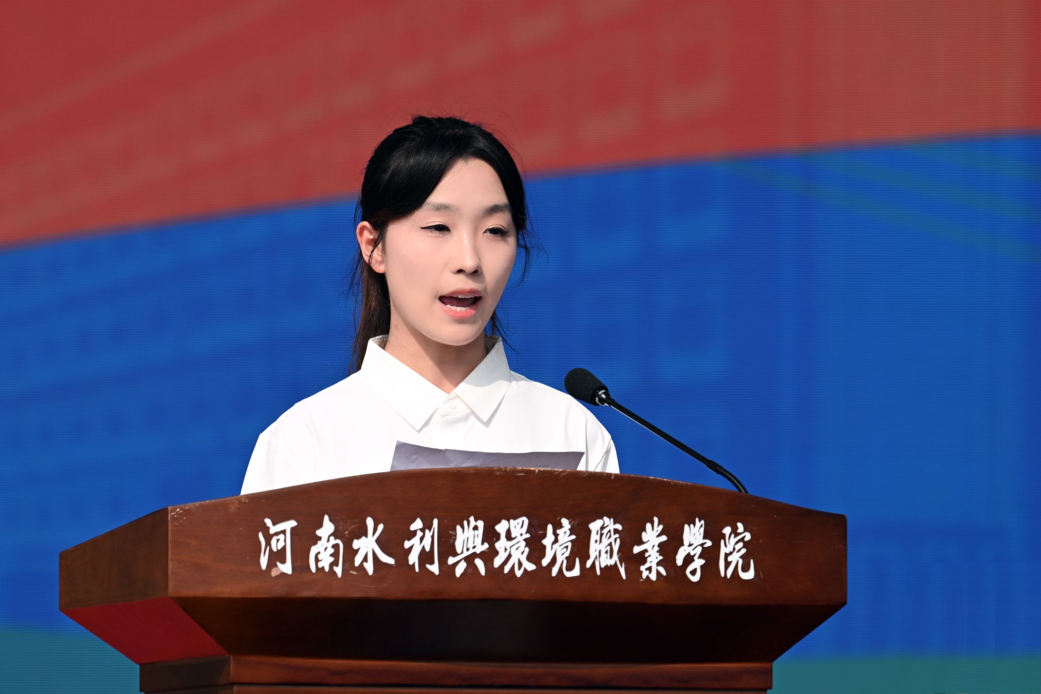 谈球吧体育app下载