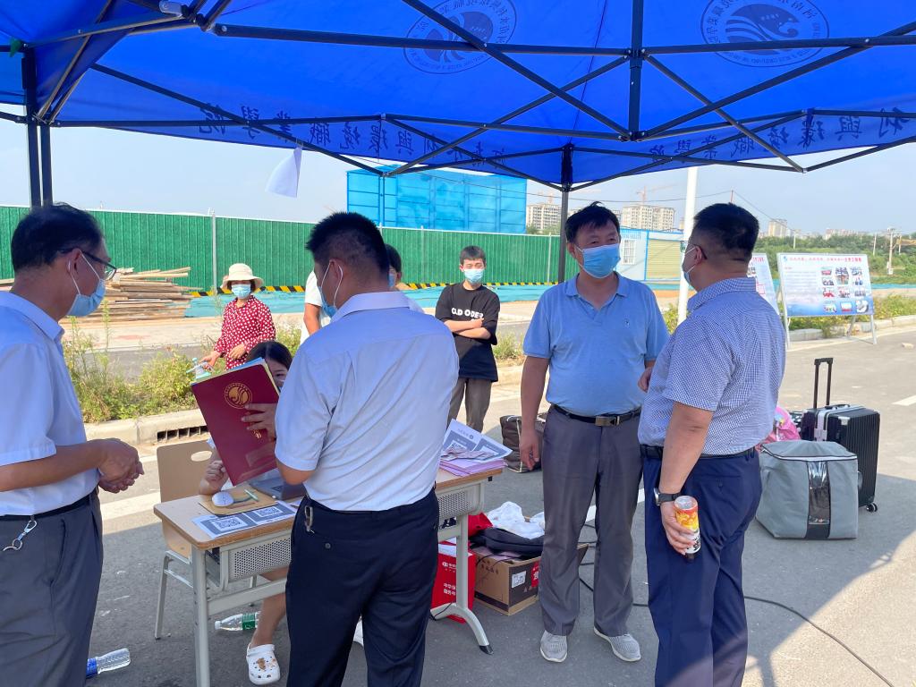 谈球吧体育app下载