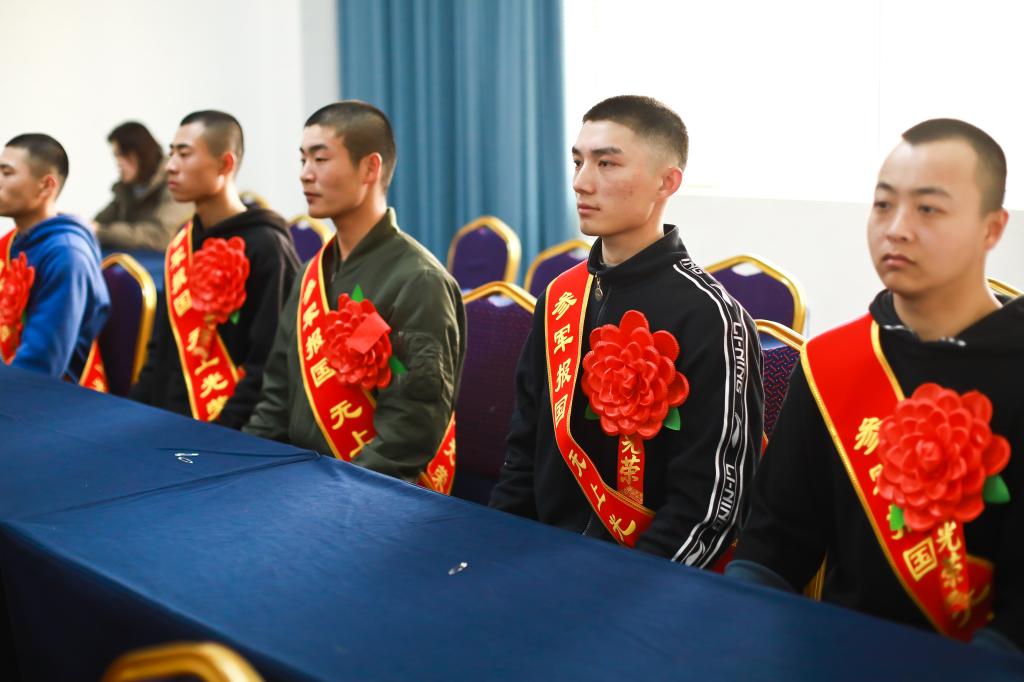 谈球吧体育app下载